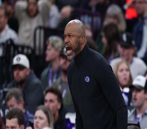 艾克森破门,元敏诚自摆,乌龙,双赢彩票,彩票平台,彩票投注,在线购彩,双重保障